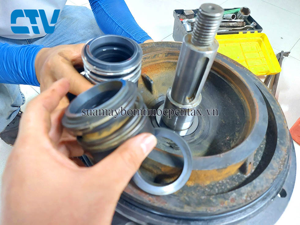 Nguyên nhân khiến phớt bơm công nghiệp bị hỏng và cách khắc phục hiệu quả